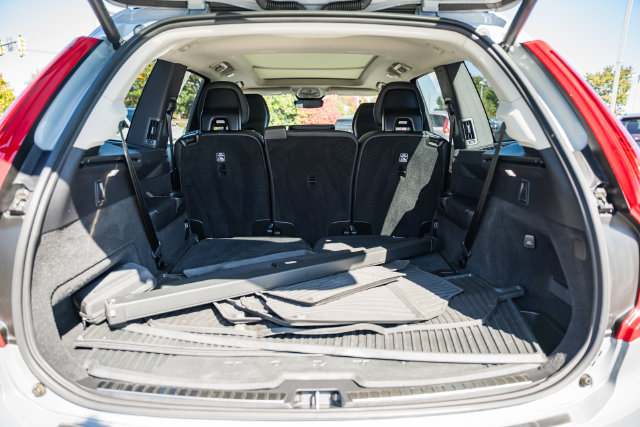Certified 2025 Volvo XC90 B6 Plus w/ Protection Package Premier AWD/4WD image 10
