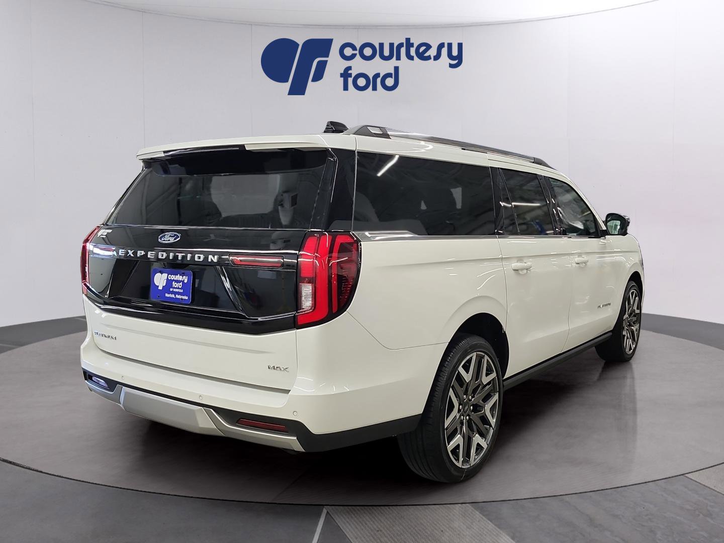 New 2026 Ford Expedition Max Platinum AWD/4WD image 7