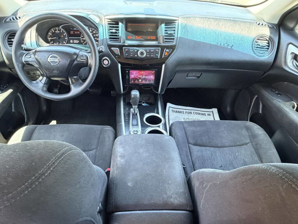 Used 2015 Nissan Pathfinder S AWD/4WD image 9