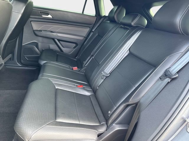 Used 2023 Volkswagen Atlas Cross Sport SE w/ Black Wheel Package FWD image 14