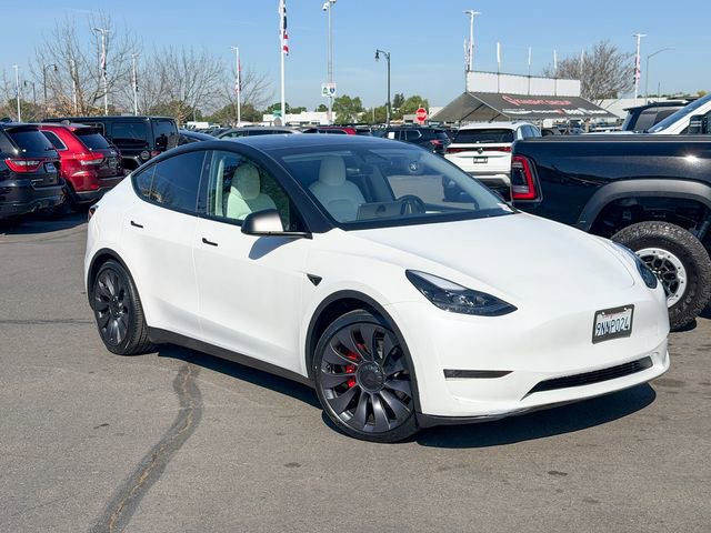 Used 2024 Tesla Model Y Performance video 2