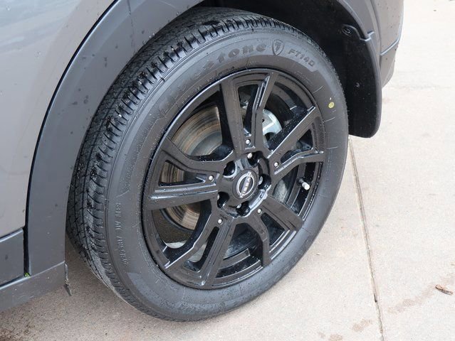 Used 2024 Nissan Kicks SR w/ SR Premium Package image 33