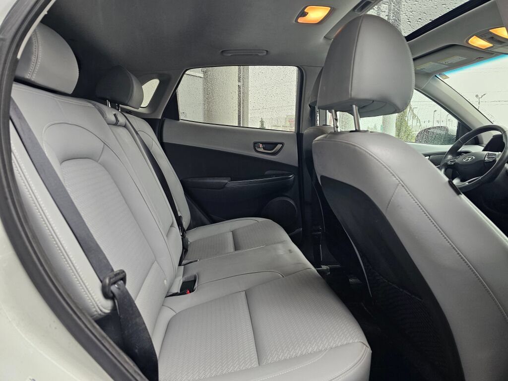 Used 2018 Hyundai Kona Limited FWD image 13