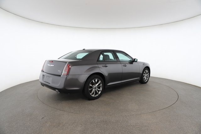 Used 2014 Chrysler 300 S image 18