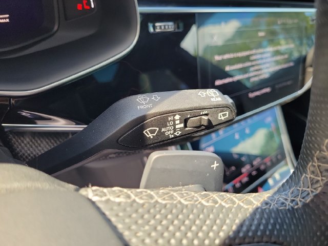 Used 2023 Audi SQ8 Prestige w/ Prestige Package AWD/4WD image 26