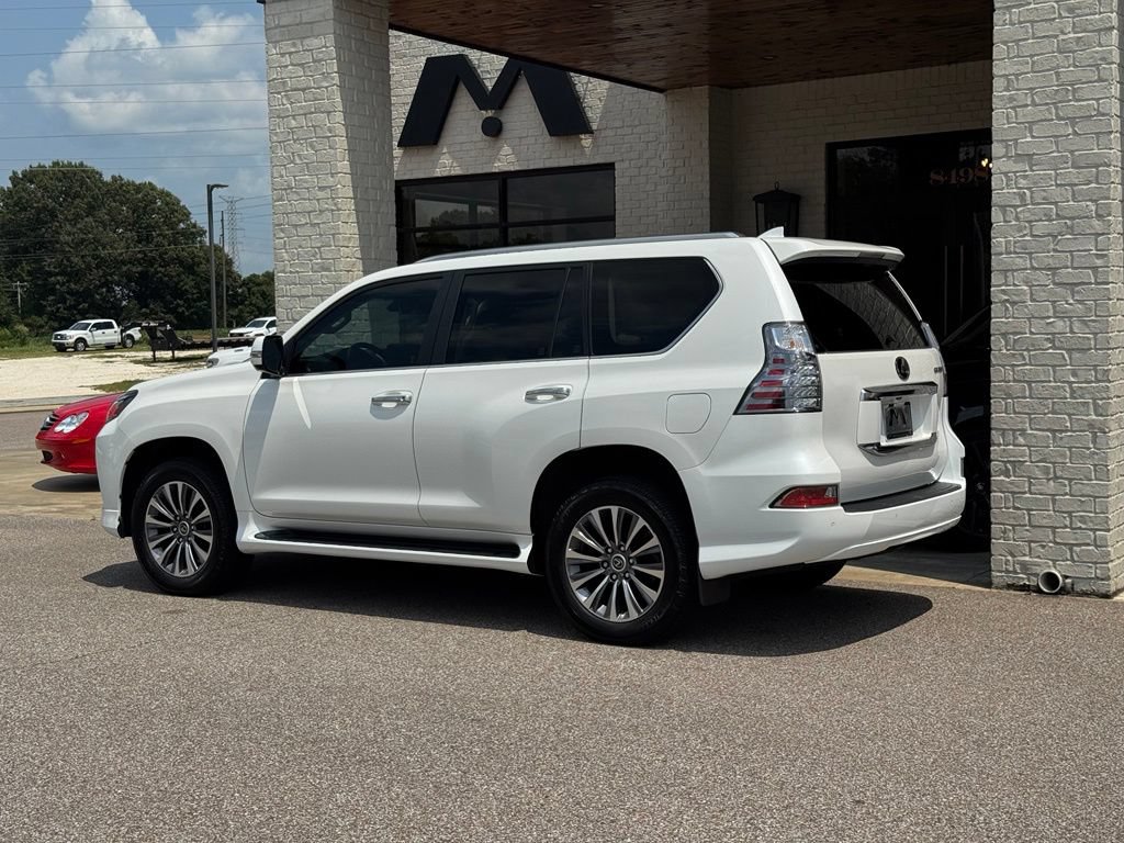 Used 2022 Lexus GX 460 Luxury w/ Accessory Package AWD/4WD image 9