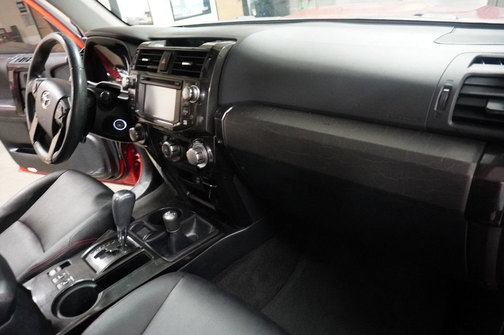 Used 2016 Toyota 4Runner Trail Premium AWD/4WD image 11