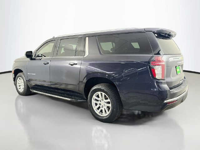 Used 2022 Chevrolet Suburban LT RWD image 7