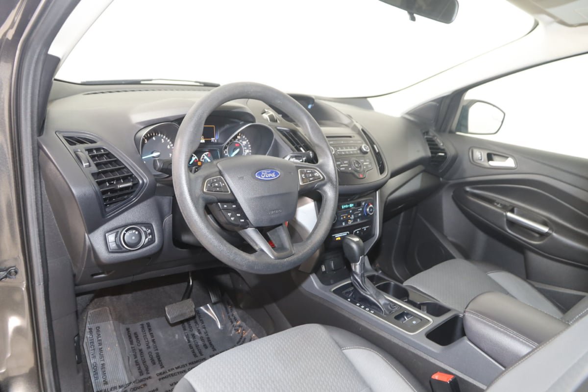 Used 2017 Ford Escape SE AWD/4WD image 19