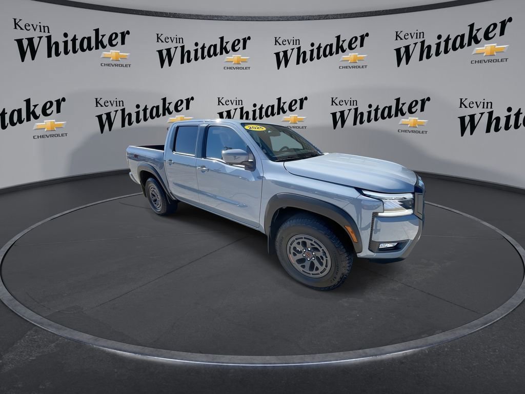 Used 2025 Nissan Frontier PRO-4X w/ Pro Convenience Package image 2