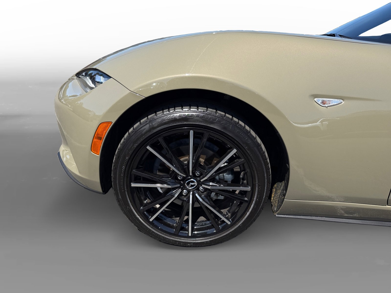 Certified 2024 MAZDA MX-5 Miata RF Grand Touring RWD image 9