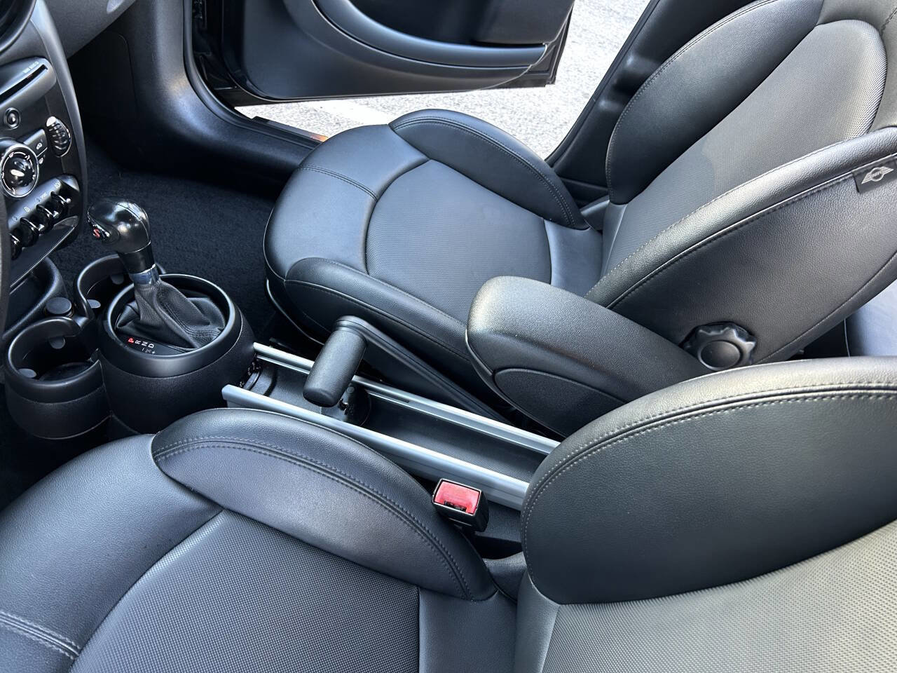 Used 2014 MINI Cooper Countryman S image 7