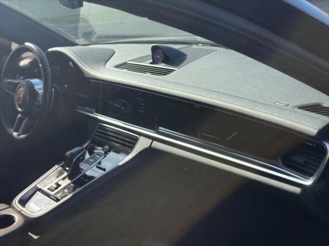 Used 2018 Porsche Panamera 4 w/ Premium Package AWD/4WD image 21