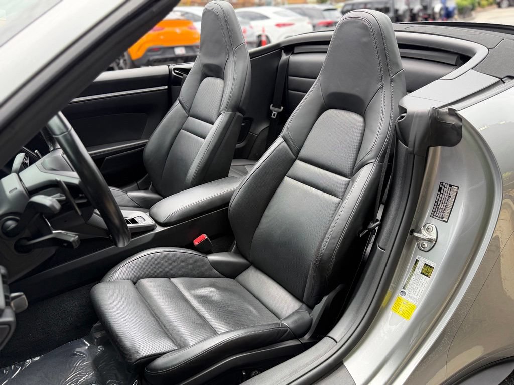 Used 2020 Porsche 911 Carrera S RWD image 24