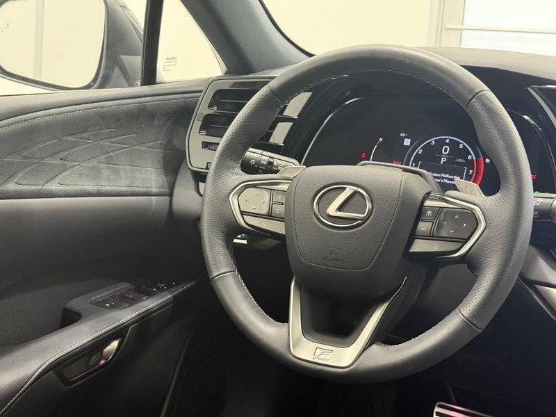Used 2023 Lexus RX 350 F Sport image 12