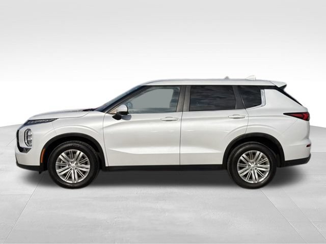 Used 2023 Mitsubishi Outlander ES FWD video 2