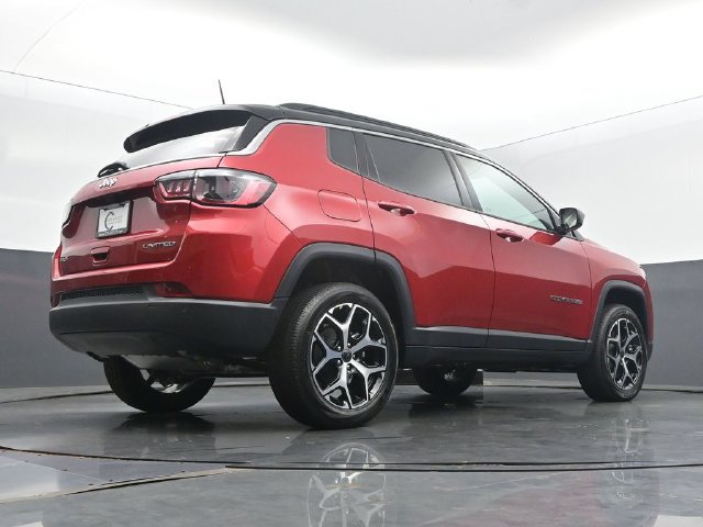New 2026 Jeep Compass Limited w/ Sun, Sound & Navigation Group AWD/4WD image 50