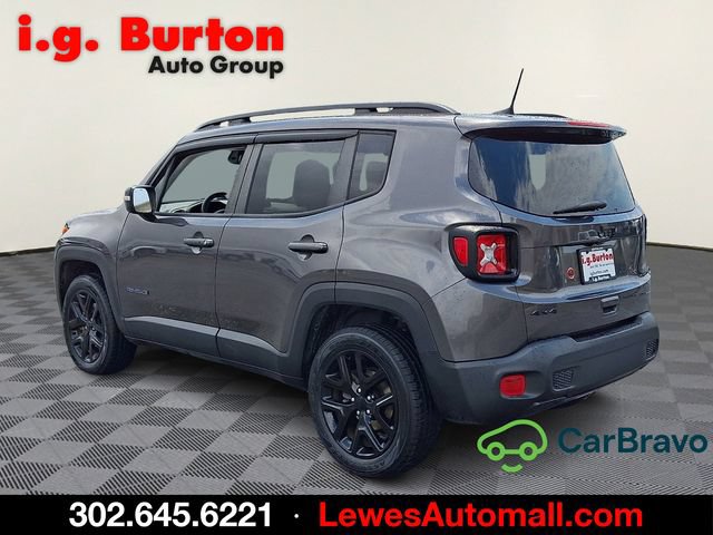 Used 2019 Jeep Renegade Altitude w/ UConnect 8.4 Nav Group AWD/4WD image 4