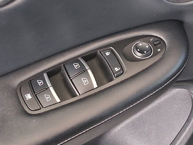 Used 2023 INFINITI QX50 Pure AWD/4WD image 17