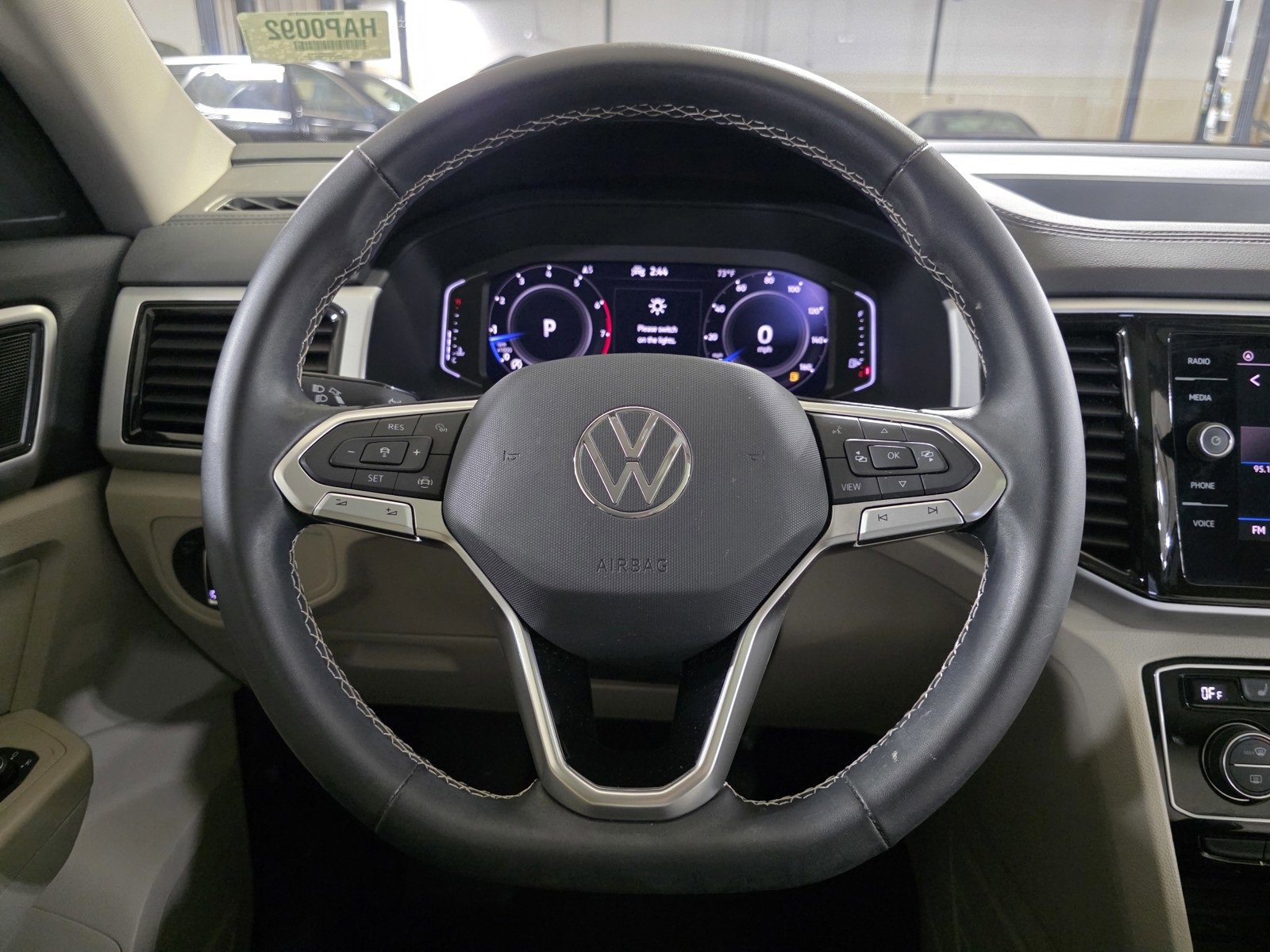 Used 2022 Volkswagen Atlas SE image 21