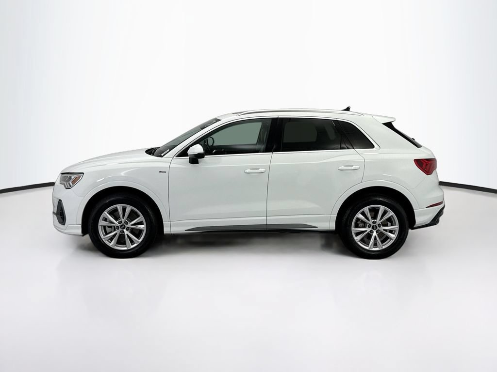 Used 2023 Audi Q3 2.0T Premium w/ Convenience Package AWD/4WD image 8