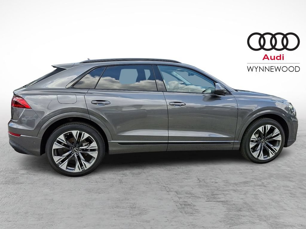 Certified 2025 Audi Q8 Premium Plus w/ Premium Plus Package AWD/4WD image 7