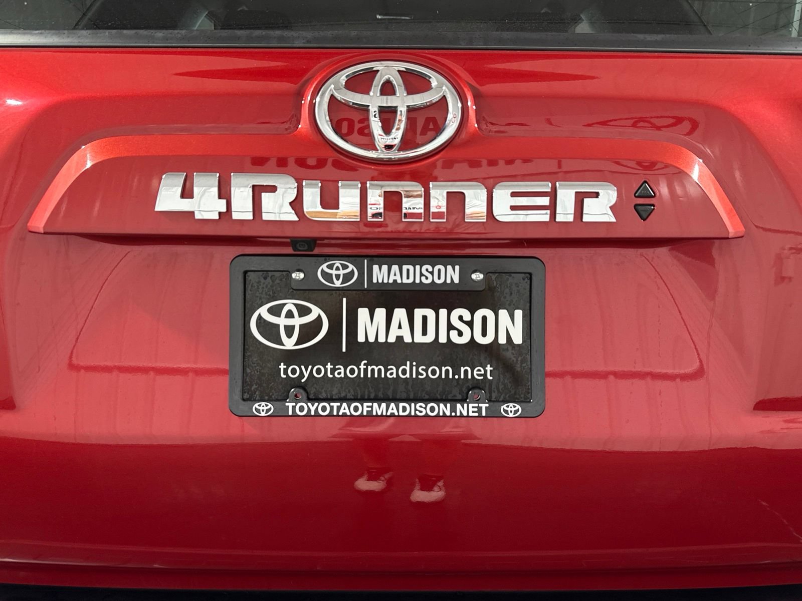 Used 2024 Toyota 4Runner SR5 AWD/4WD image 42