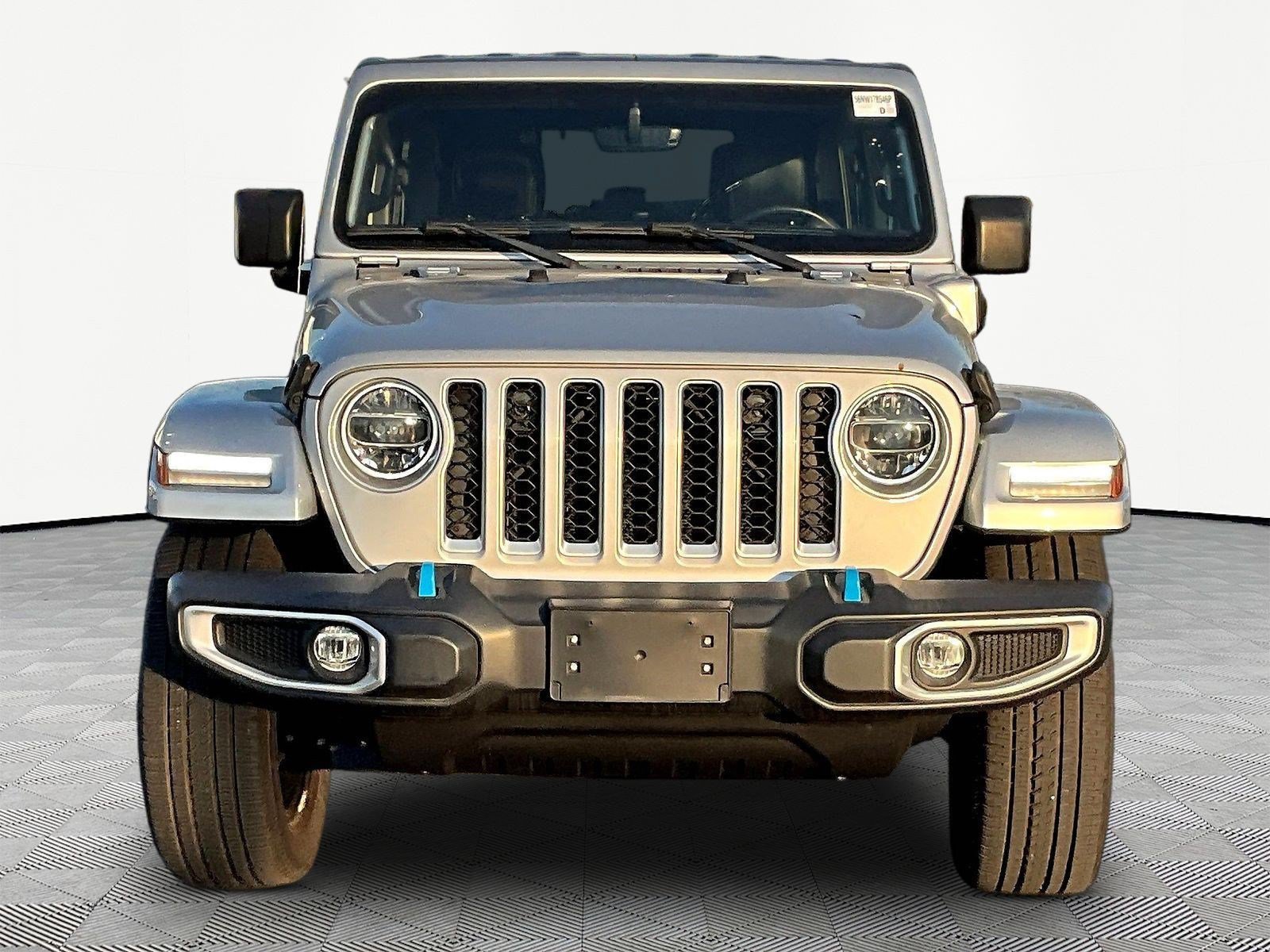 Used 2022 Jeep Wrangler Unlimited Sahara w/ Cold Weather Group AWD/4WD image 2