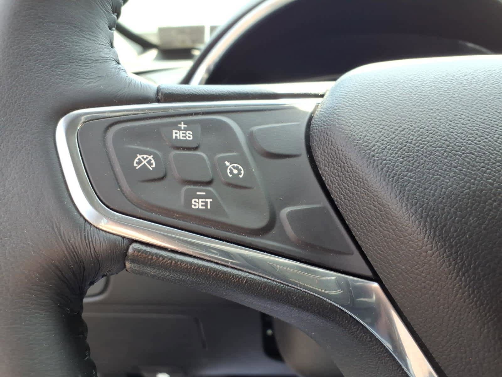 Used 2016 Chevrolet Malibu LT FWD image 14