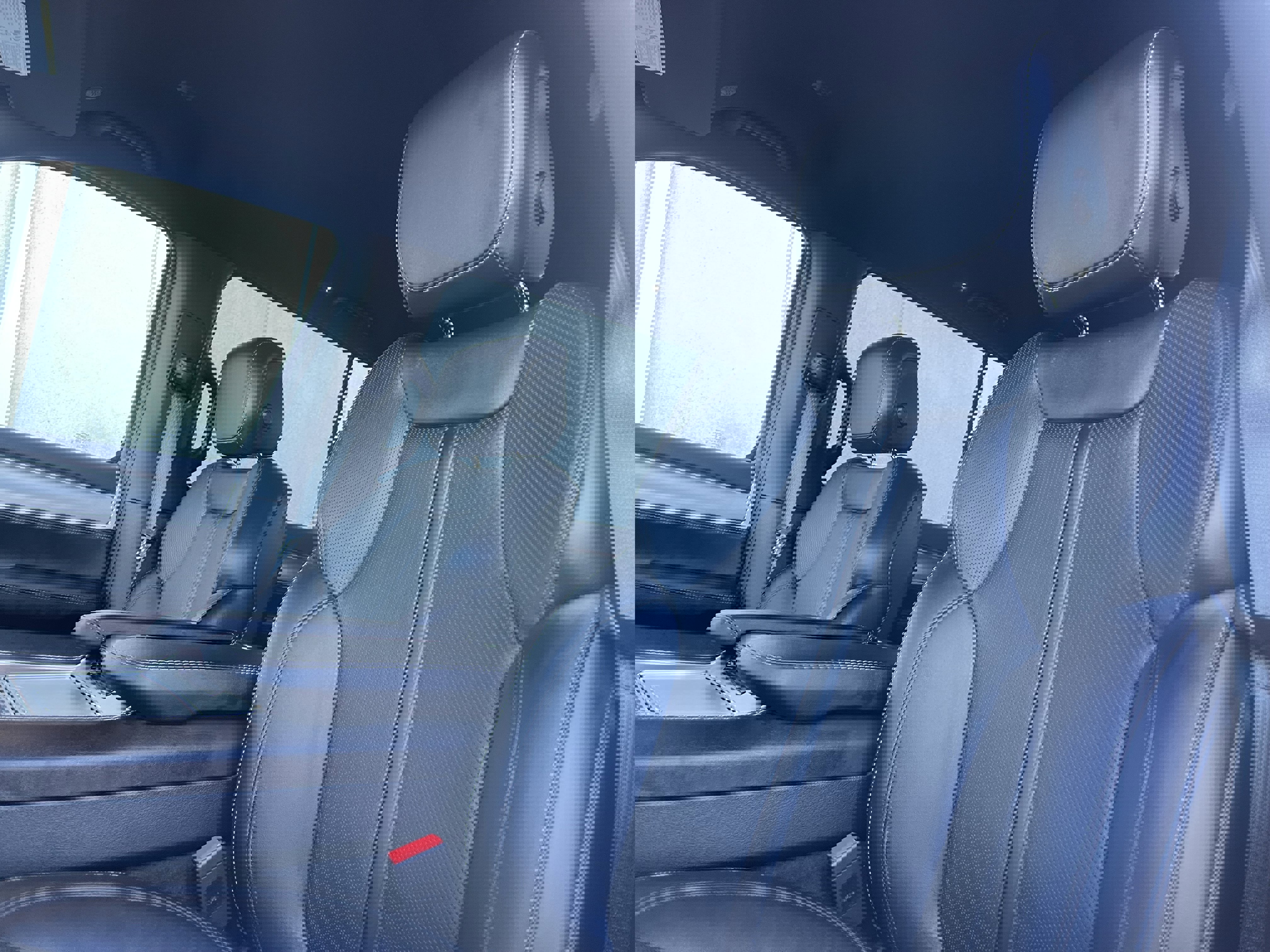 New 2026 Jeep Grand Wagoneer L 4WD w/ HD Trailer Tow Package image 23