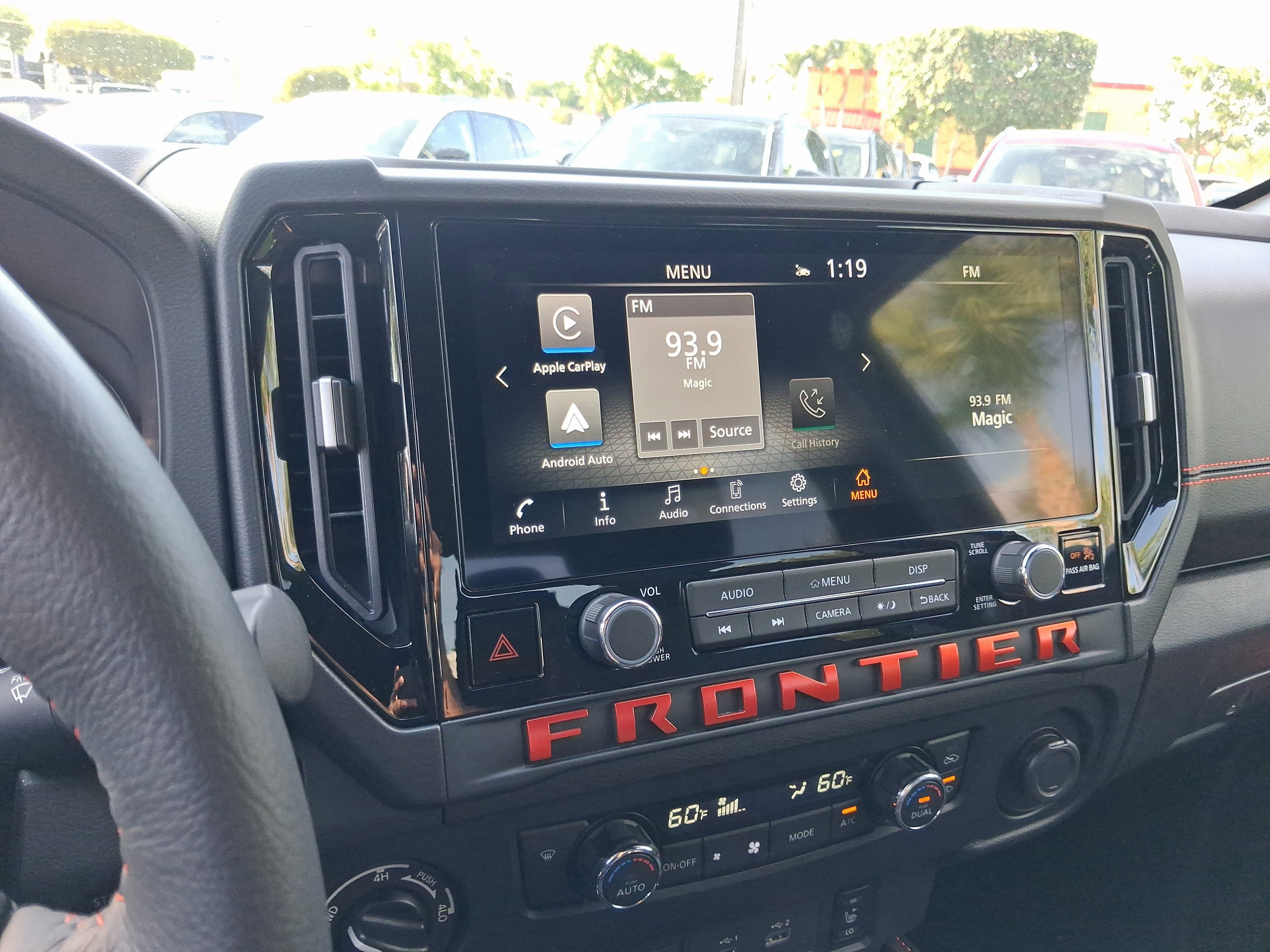 Used 2026 Nissan Frontier PRO-4X AWD/4WD image 14