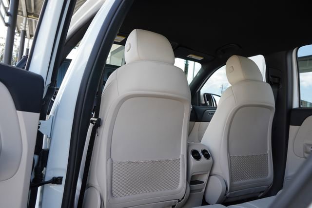 Used 2022 Mercedes-Benz GLB 250 4MATIC image 30