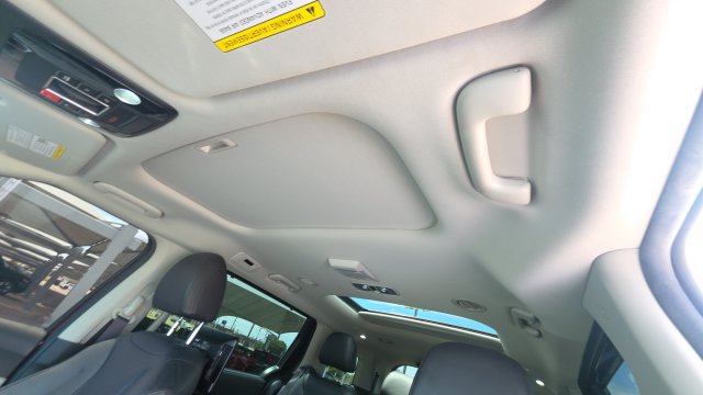 Used 2024 Kia Carnival SX Prestige FWD image 15