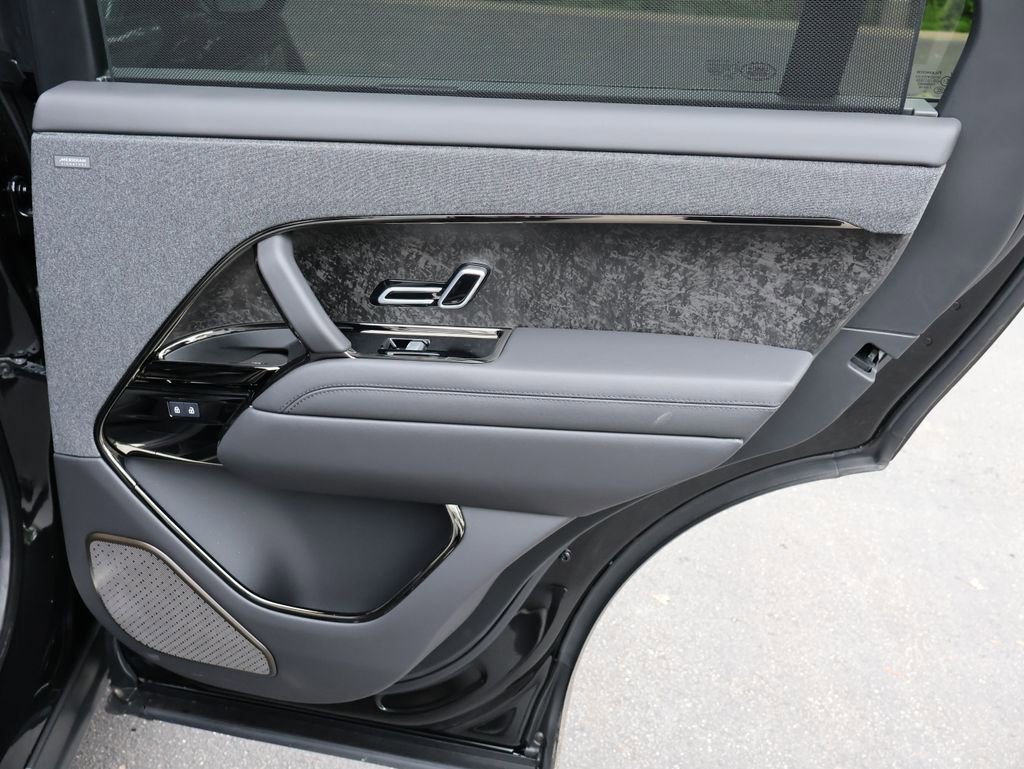New 2026 Land Rover Range Rover Sport Autobiography AWD/4WD image 14