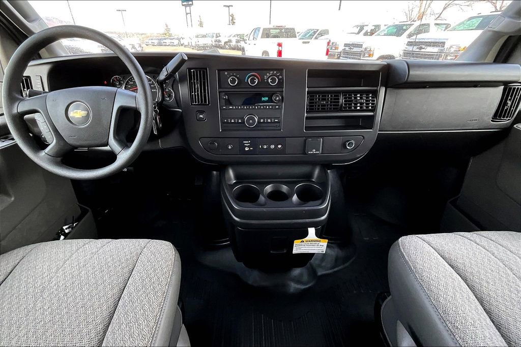 New 2024 Chevrolet Express 4500 Extended w/ Power Convenience Package image 5