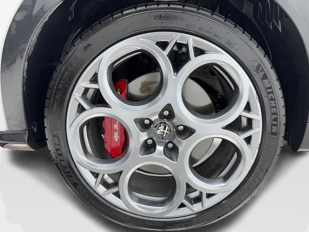 Used 2024 Alfa Romeo Tonale Veloce AWD/4WD image 46