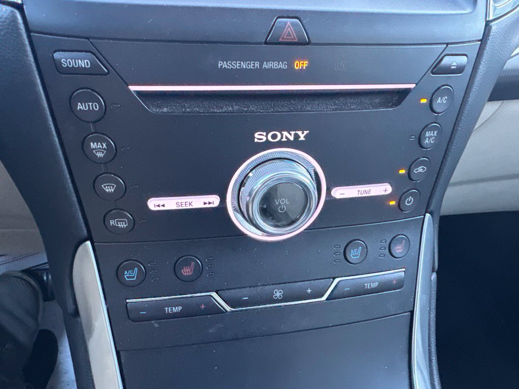 Certified 2017 Ford Edge Titanium w/ Equipment Group 301A FWD image 23