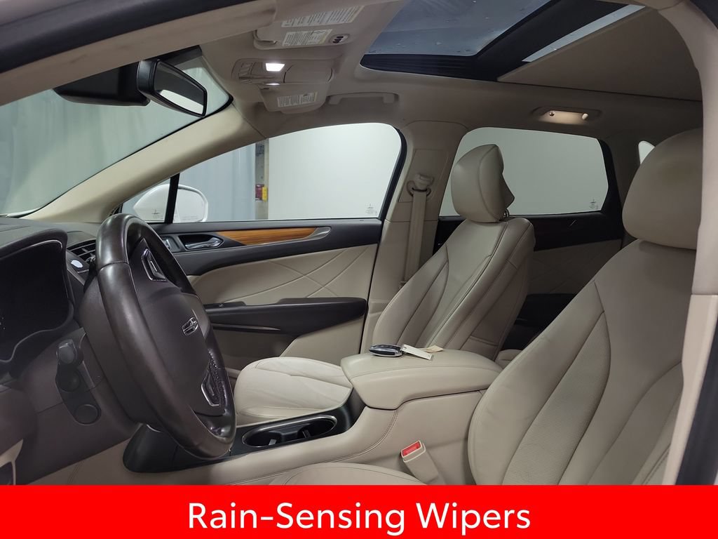 Used 2017 Lincoln MKC Select w/ Select Plus Package AWD/4WD image 15