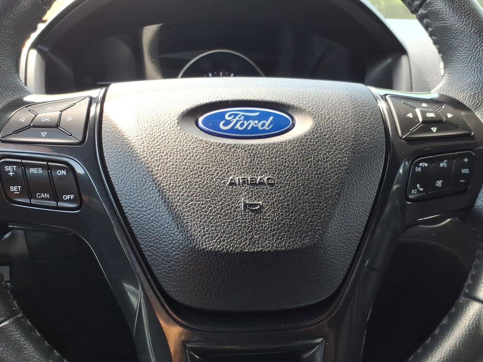 Used 2018 Ford Explorer XLT w/ Equipment Group 201A FWD image 28