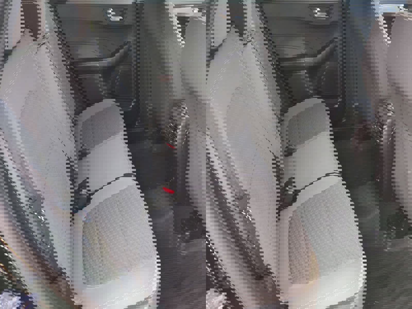 Used 2021 Ford Escape SE w/ SE Sport Appearance Package image 20