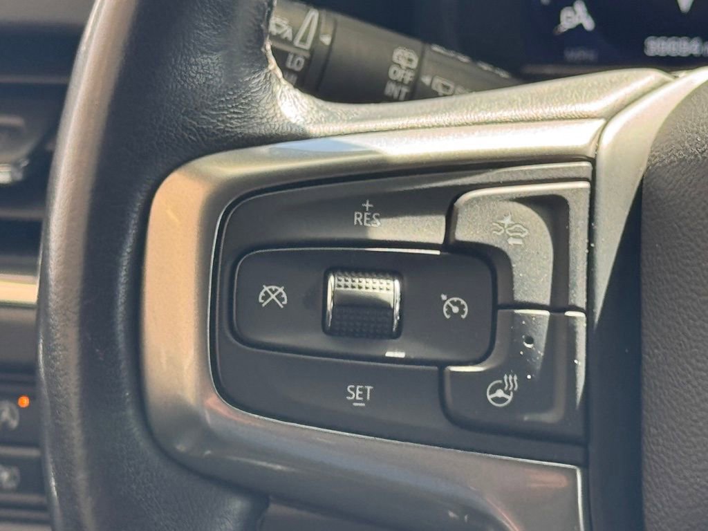 Used 2022 Chevrolet Tahoe Z71 w/ Luxury Package AWD/4WD image 23