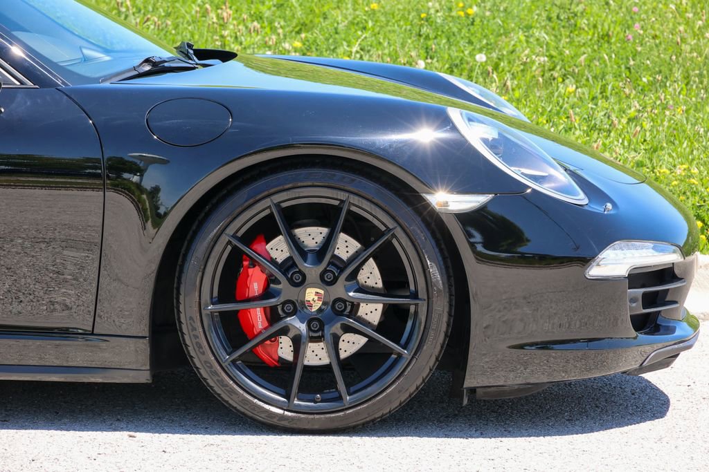 Used 2013 Porsche 911 Carrera 4S AWD/4WD image 15