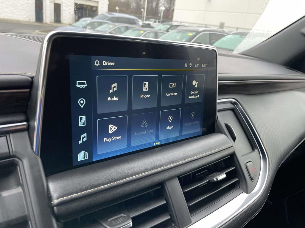 Used 2023 Chevrolet Suburban Premier image 38