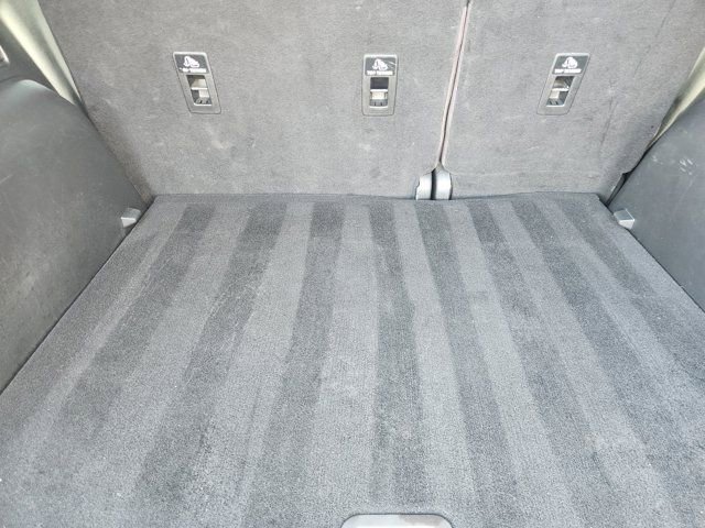 Used 2020 Ford Escape SEL image 32