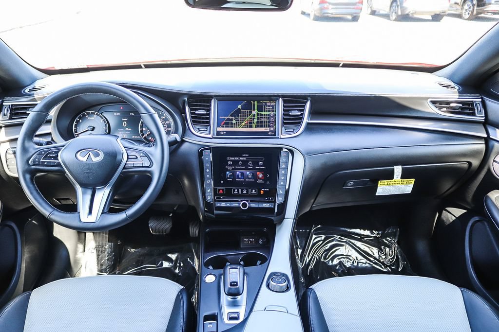 Certified 2024 INFINITI QX55 Essential AWD/4WD image 12