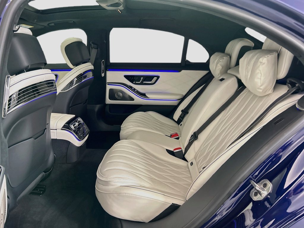 Used 2025 Mercedes-Benz S 63 AMG S image 20