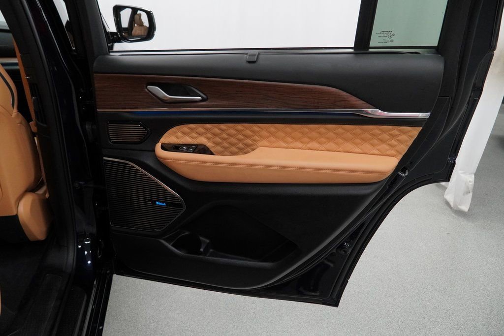 Certified 2024 Jeep Grand Cherokee L Summit w/ High Altitude Package image 48