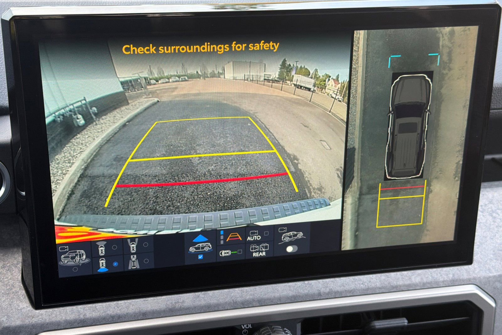 Used 2025 Toyota 4Runner Trailhunter image 20