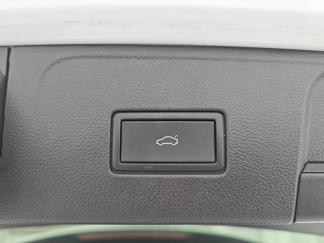 Certified 2024 Volkswagen Atlas SEL AWD/4WD image 14