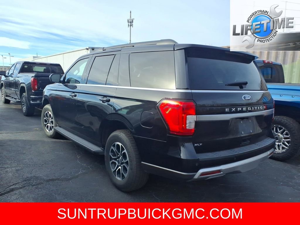 Used 2024 Ford Expedition XLT image 4